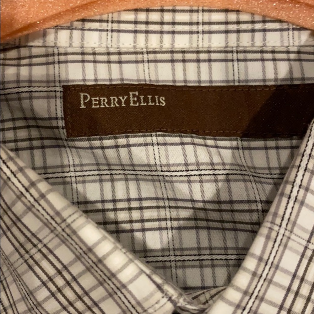 Perry Ellis button down size M - Picture 2 of 3